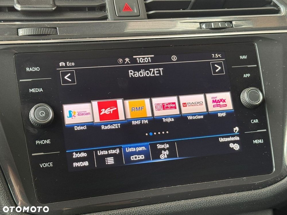 Volkswagen Tiguan - 25