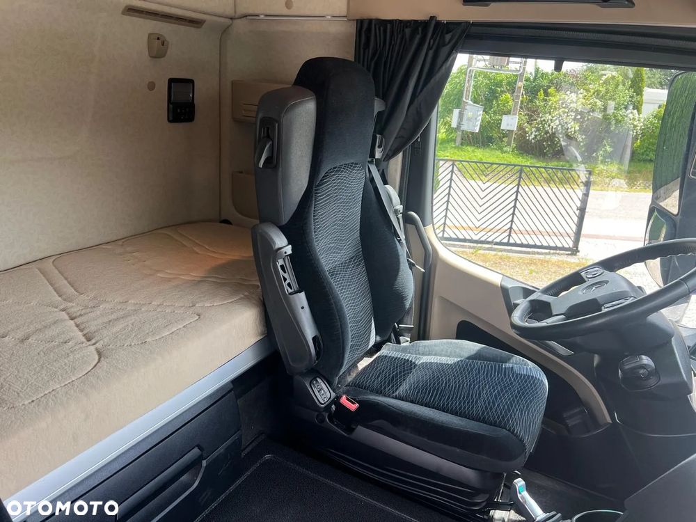 Mercedes-Benz Actros 1840 / Euro 6 / - 31