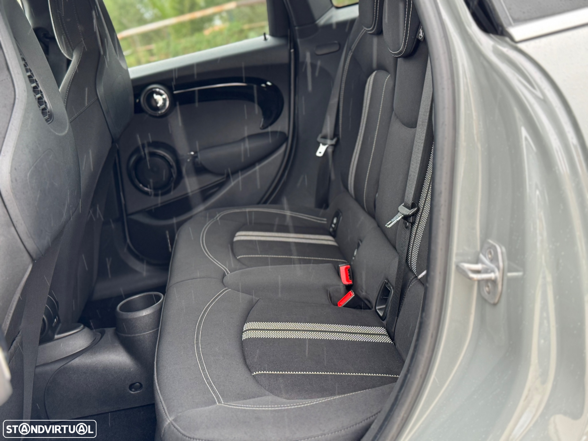 MINI 5 Portas Cooper D - 14