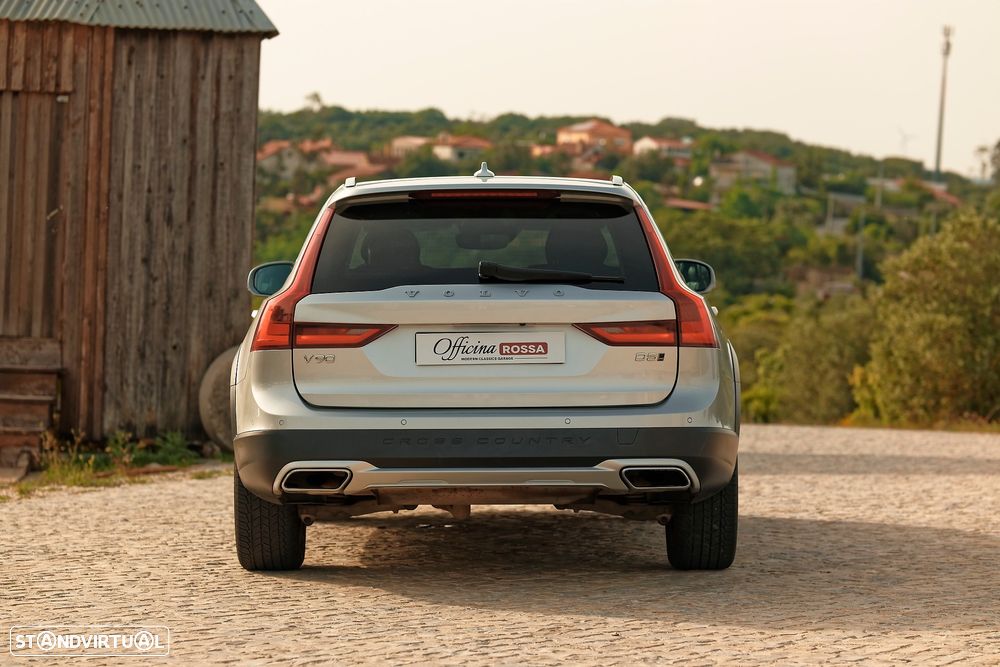 Volvo V90 Cross Country D5 AWD Geartronic Pro - 7