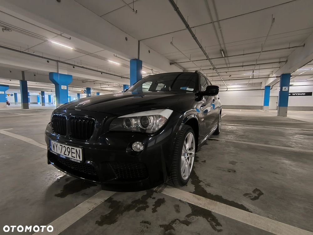 BMW X1 xDrive20i - 1