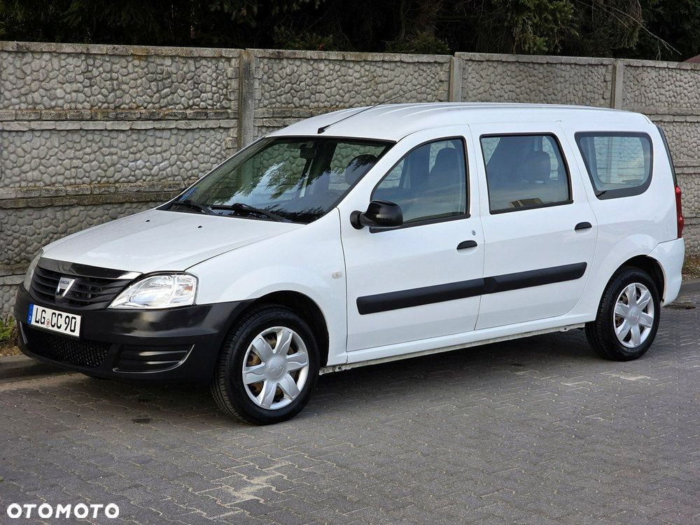 Dacia Logan - 1