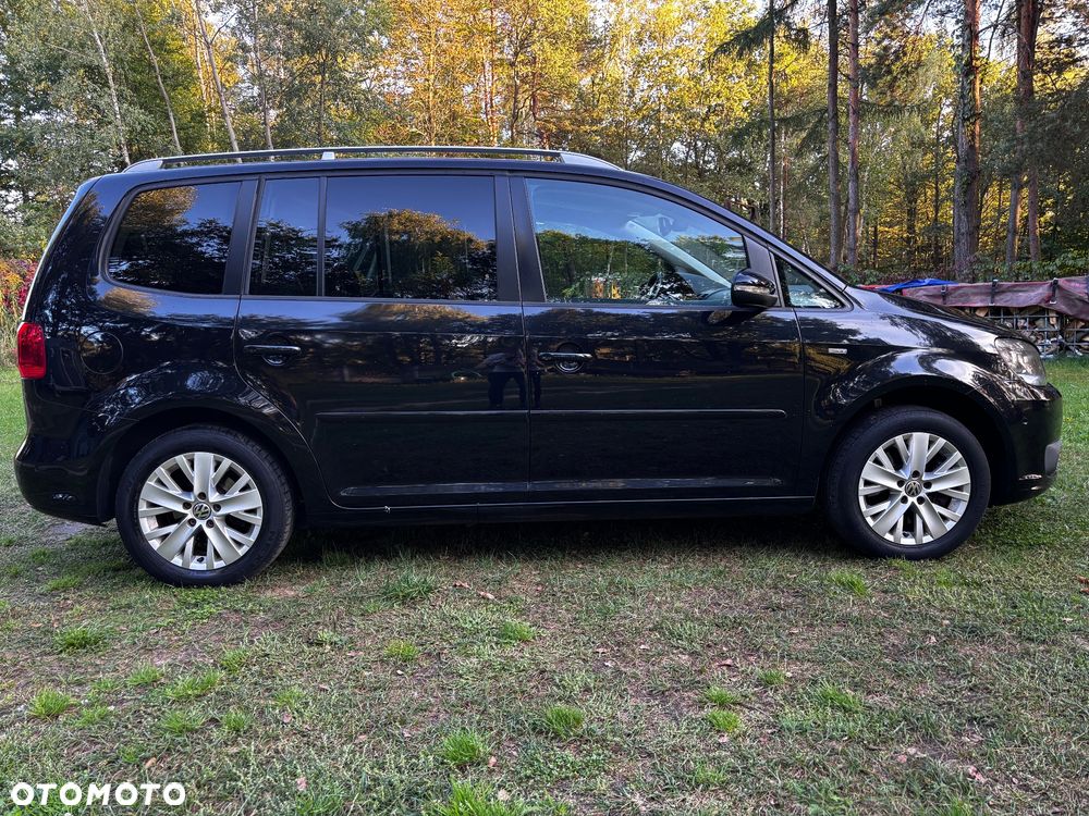 Volkswagen Touran - 6