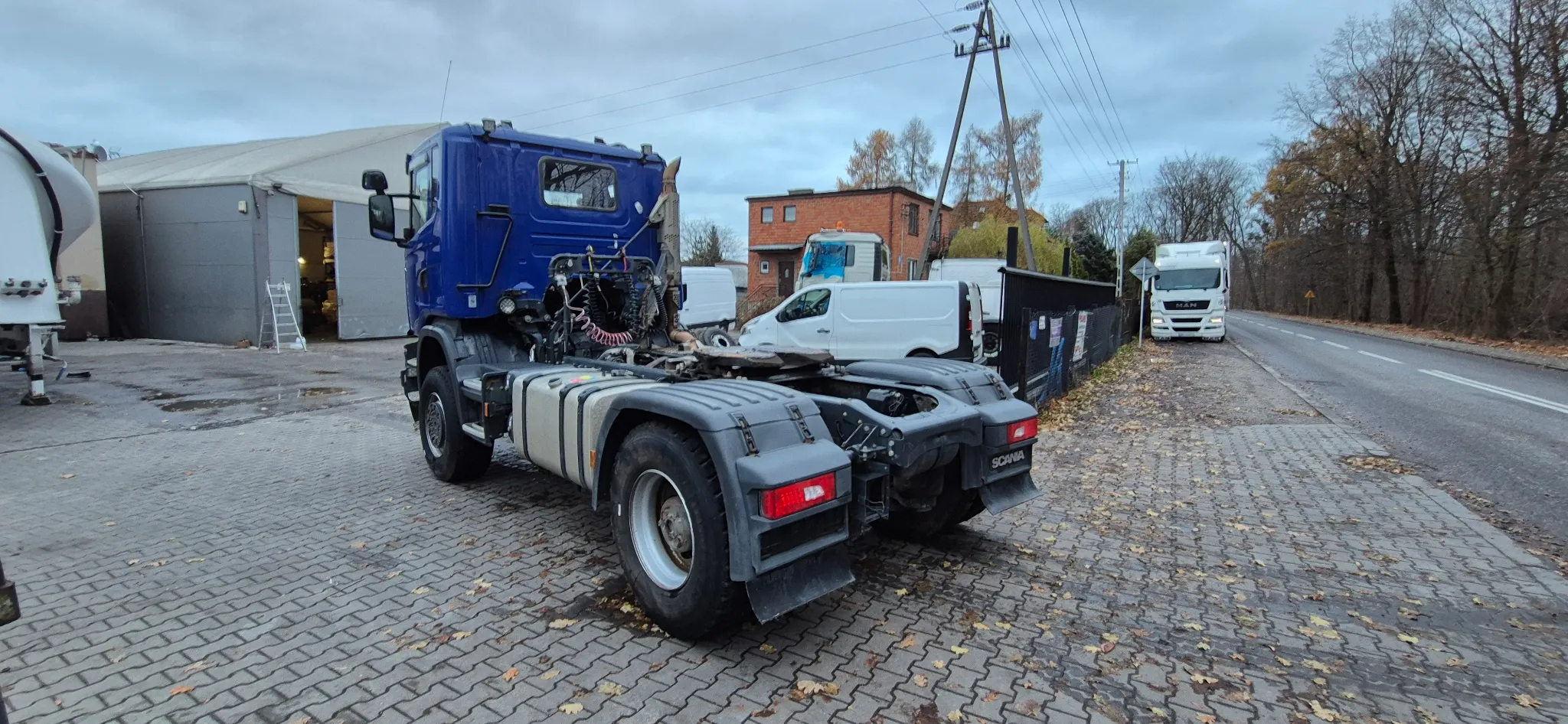 Scania G 490 4X4 2X MOST Uszkodzona kabina - 6