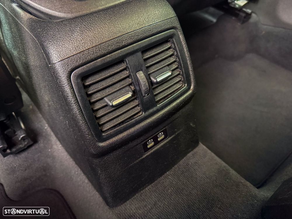 BMW X1 16 d sDrive Advantage - 26