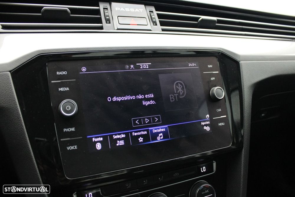 VW Passat 1.6 TDI Business DSG - 15