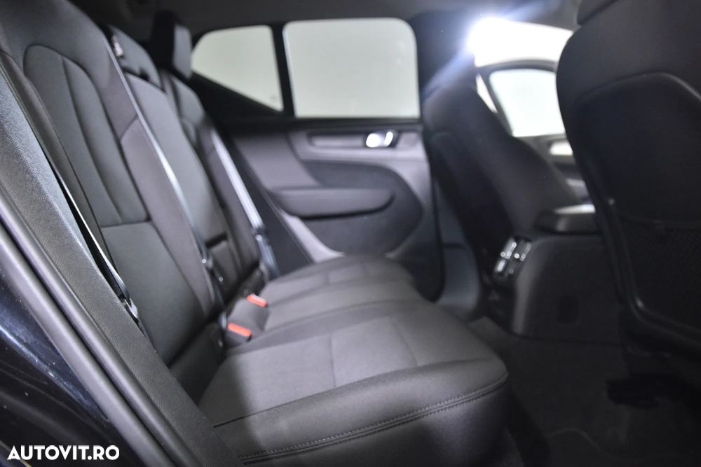 Volvo XC 40 Recharge T5 Twin Engine AT7 Inscription Expression - 13