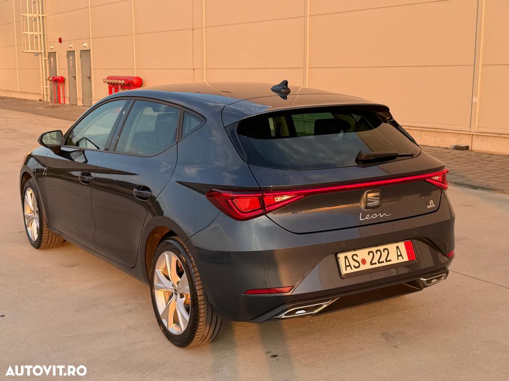 SEAT Leon 2022 — imagine 13