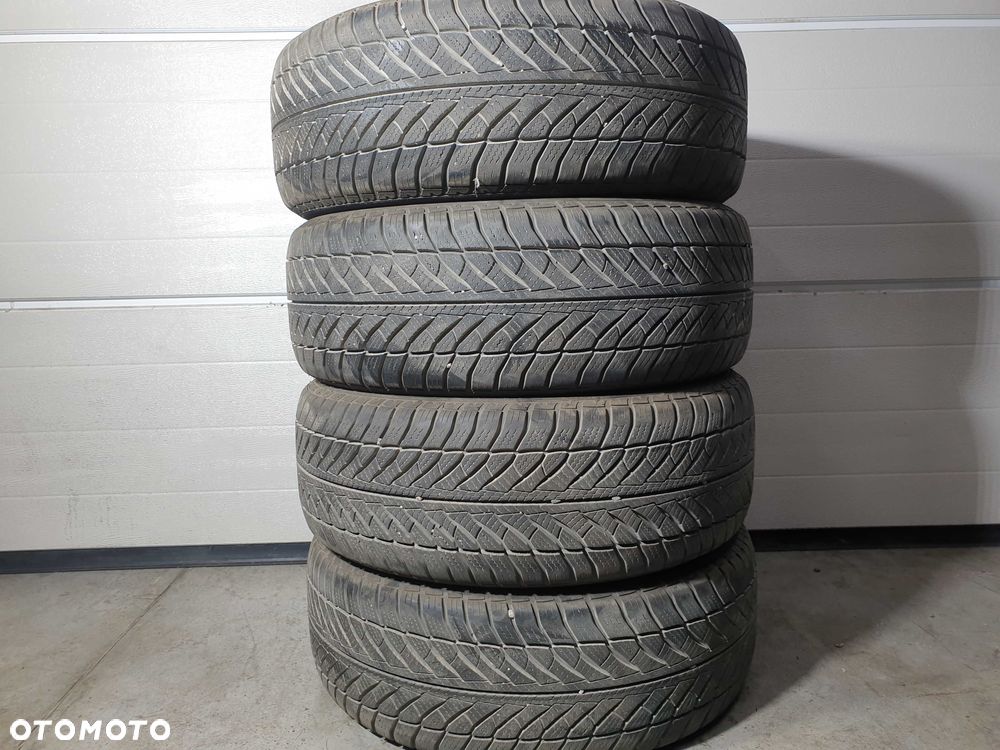 4szt. 225/55/17 97H Goodyear UG Performance 2 6,5mm 2020r [ 418 ]