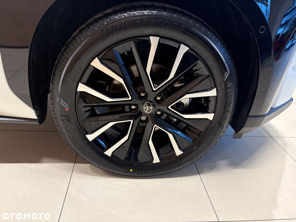 Toyota bZ4X 73.1kWh 4x4 Executive - 11