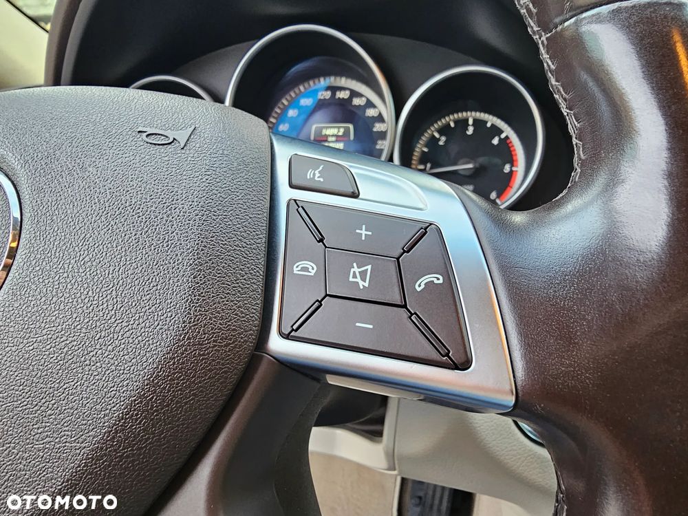 Mercedes-Benz Klasa E 220 CDI Avantgarde - 23