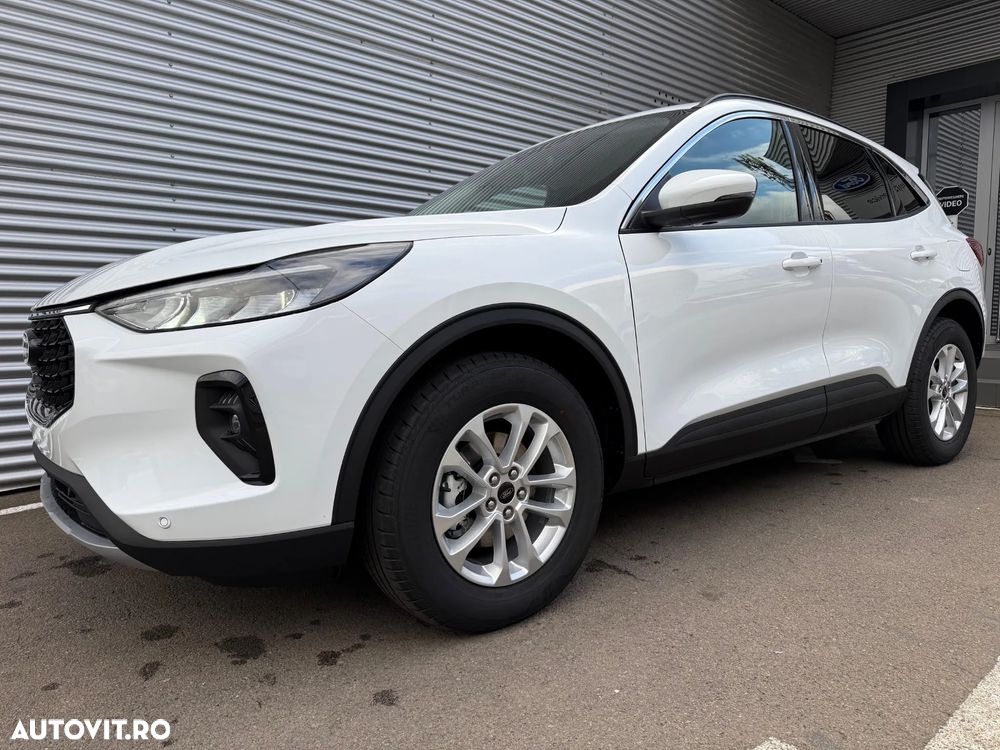 Ford Kuga 1.5 EcoBoost A8 FWD Titanium - 13