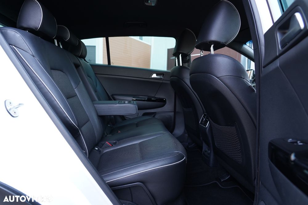 Kia Sportage 2,0 CRDI AWD Aut. GT Line - 9