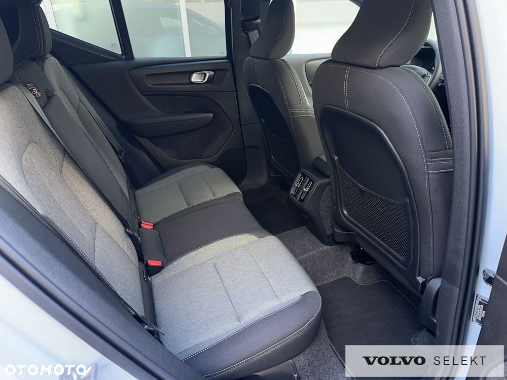 Volvo XC 40 - 22