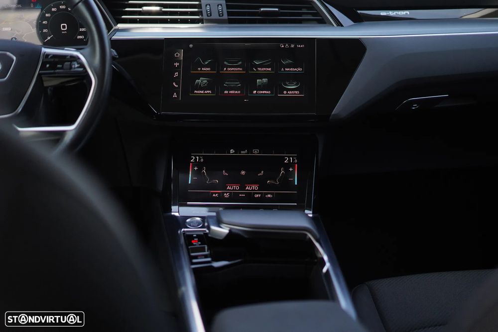 Audi e-tron - 11