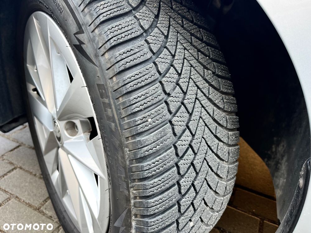 Skoda Octavia ver-1-5-tsi-act-ambition - 22