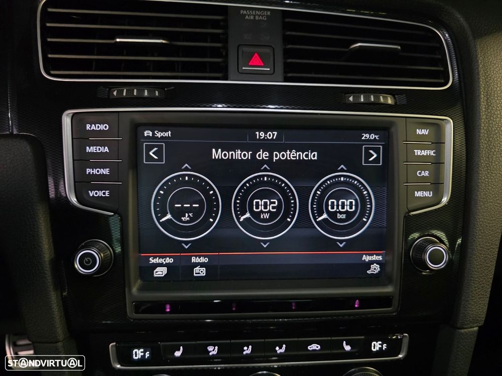 VW Golf 2.0 TSi GTi DSG - 32
