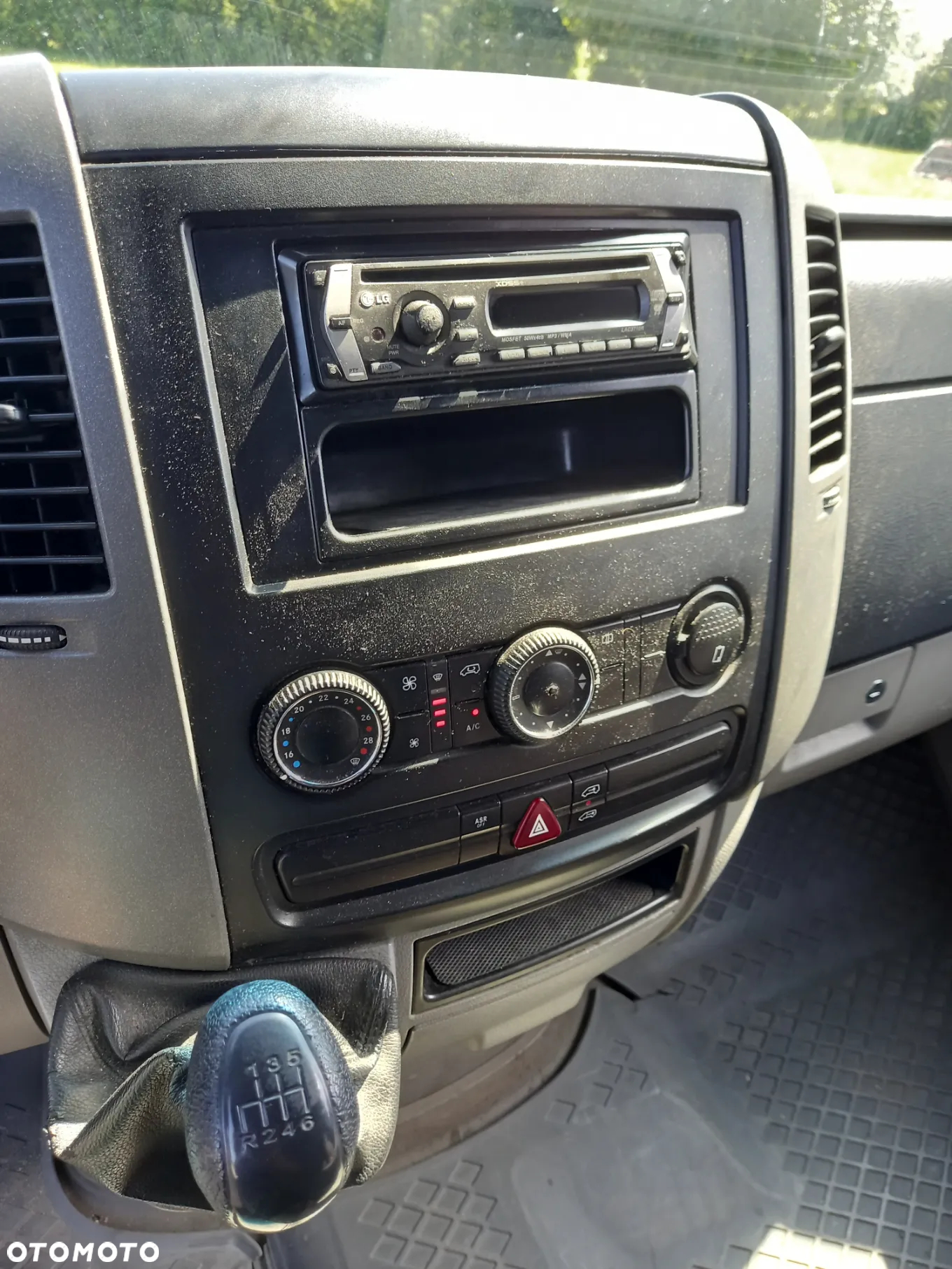 Mercedes-Benz Sprinter - 7