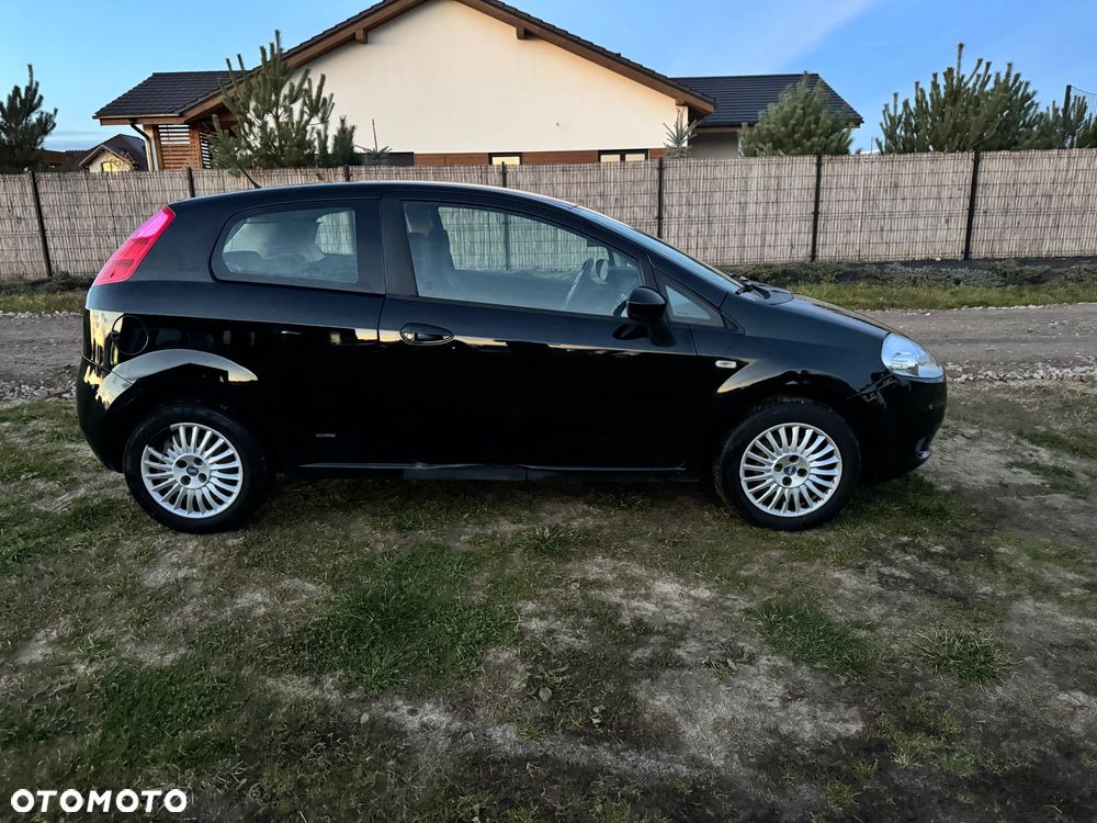 Fiat Grande Punto 1.2 8V Go - 11