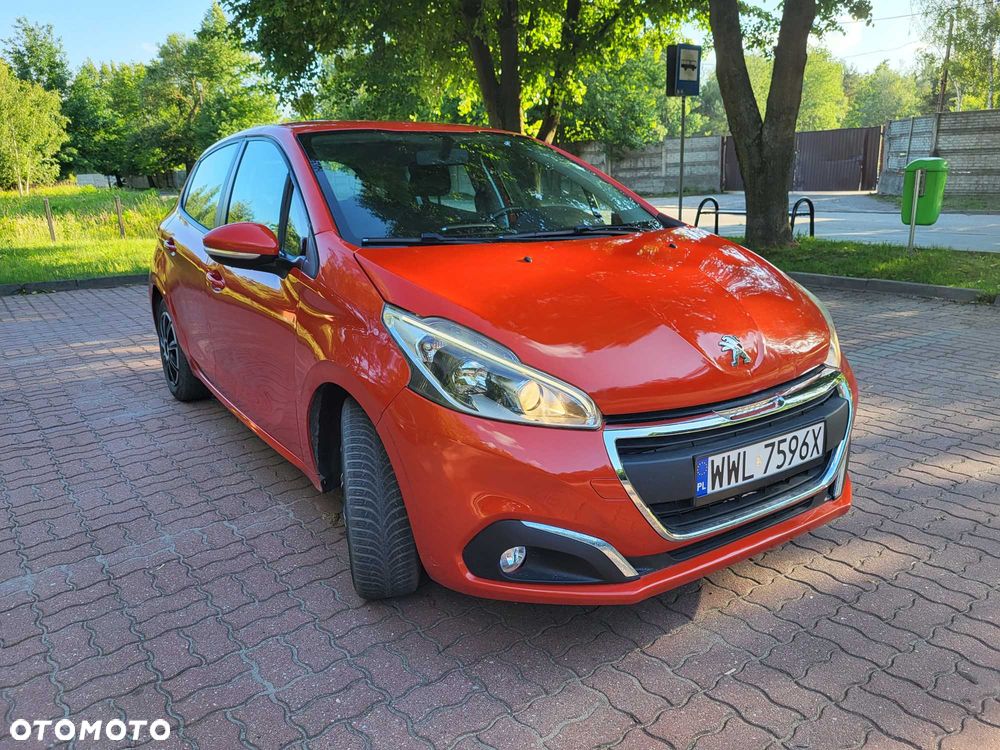Peugeot 208 - 2