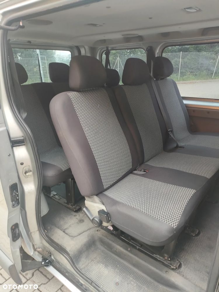 Renault Trafic Grand Passenger Privilège - 4