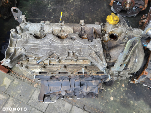silnik renault  trafic opel vivaro 2.0 16v benzyna f4r 770 771 f4k