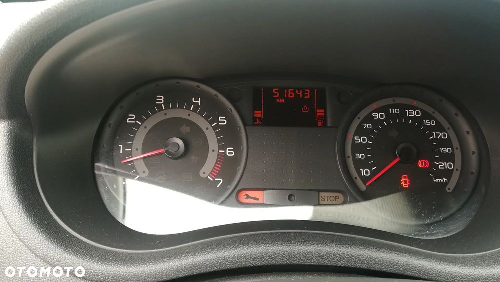 Renault Clio 1.2 16V Authentique - 12