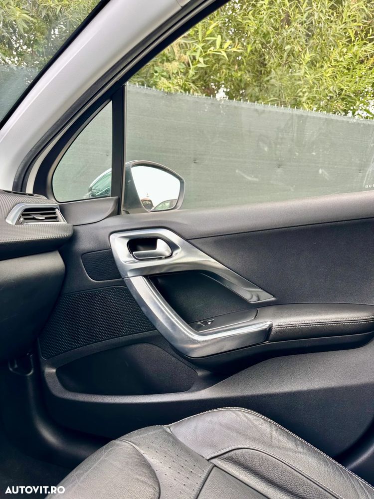Peugeot 2008 - 21