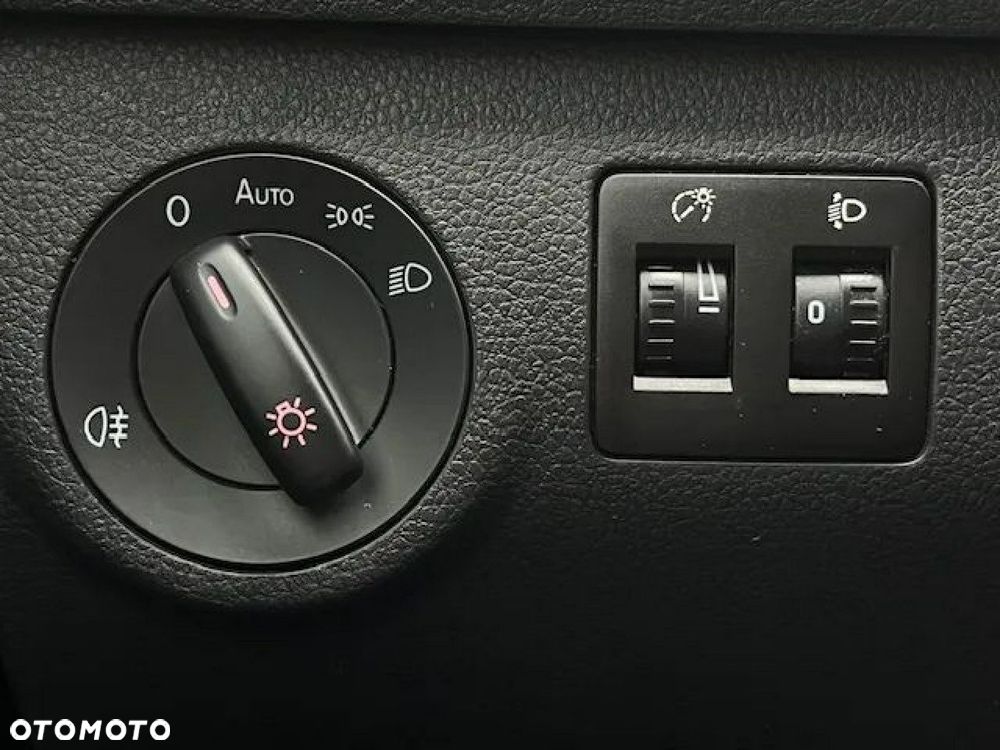 Volkswagen Caddy - 28