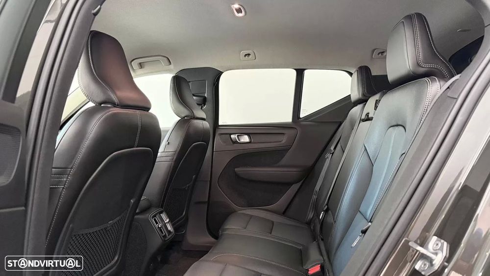 Volvo XC 40 - 29