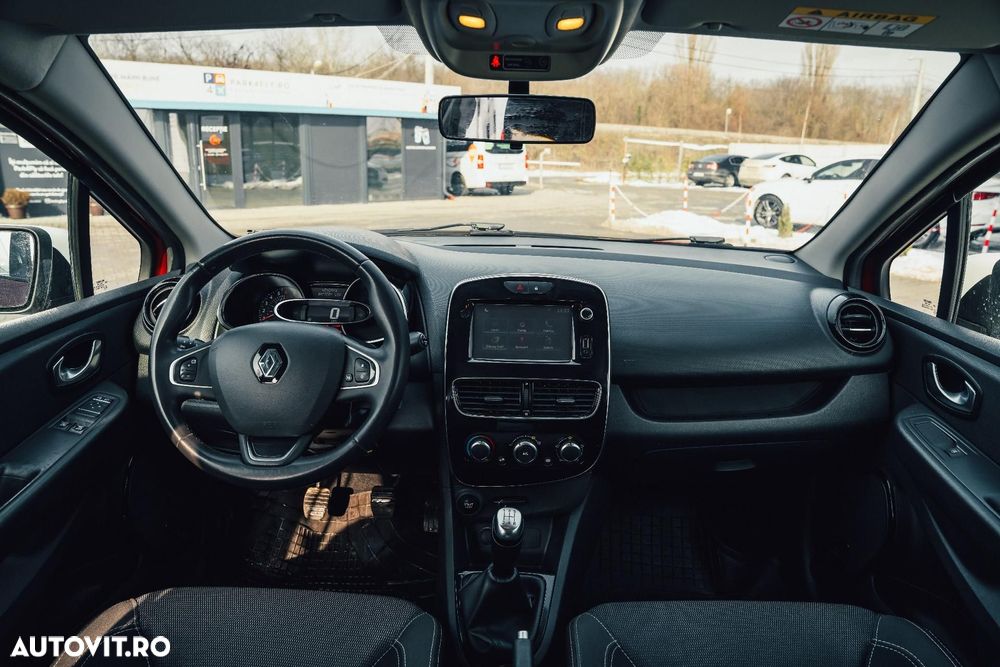 Renault Clio - 7