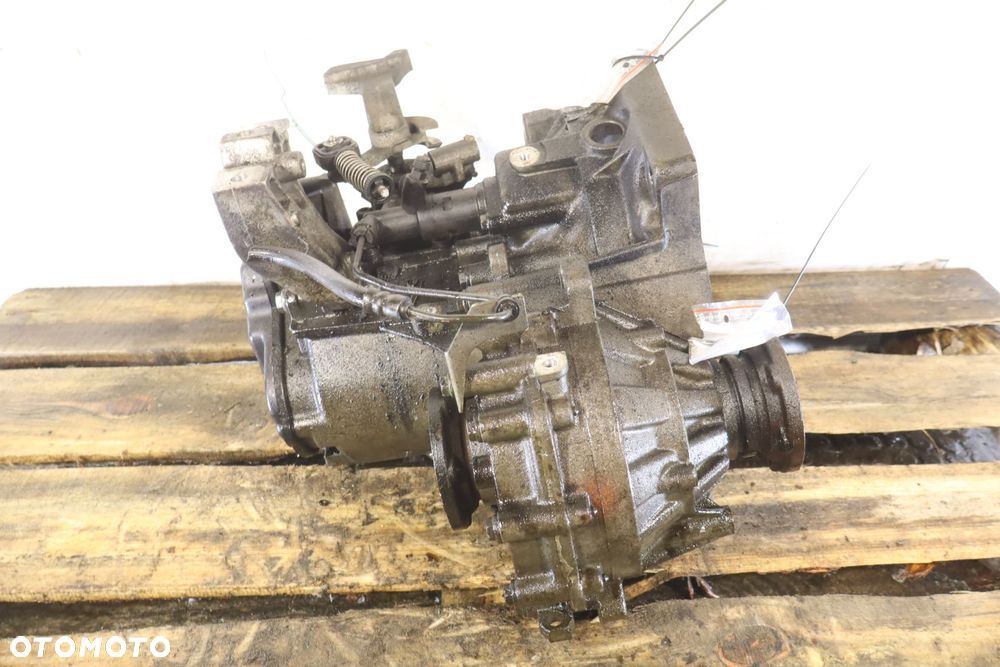 SKRZYNIA BIEGÓW 5 BIEGOWA VOLKSWAGEN GOLF PLUS I HNV - 4