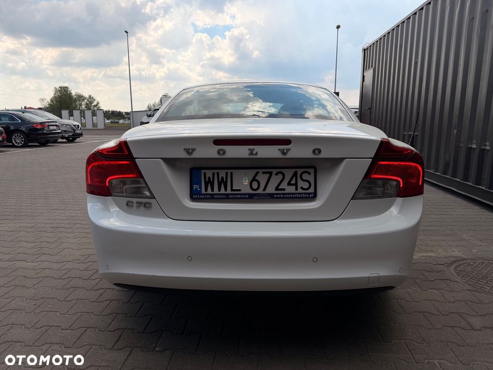 Volvo C70 2.0D Momentum - 11