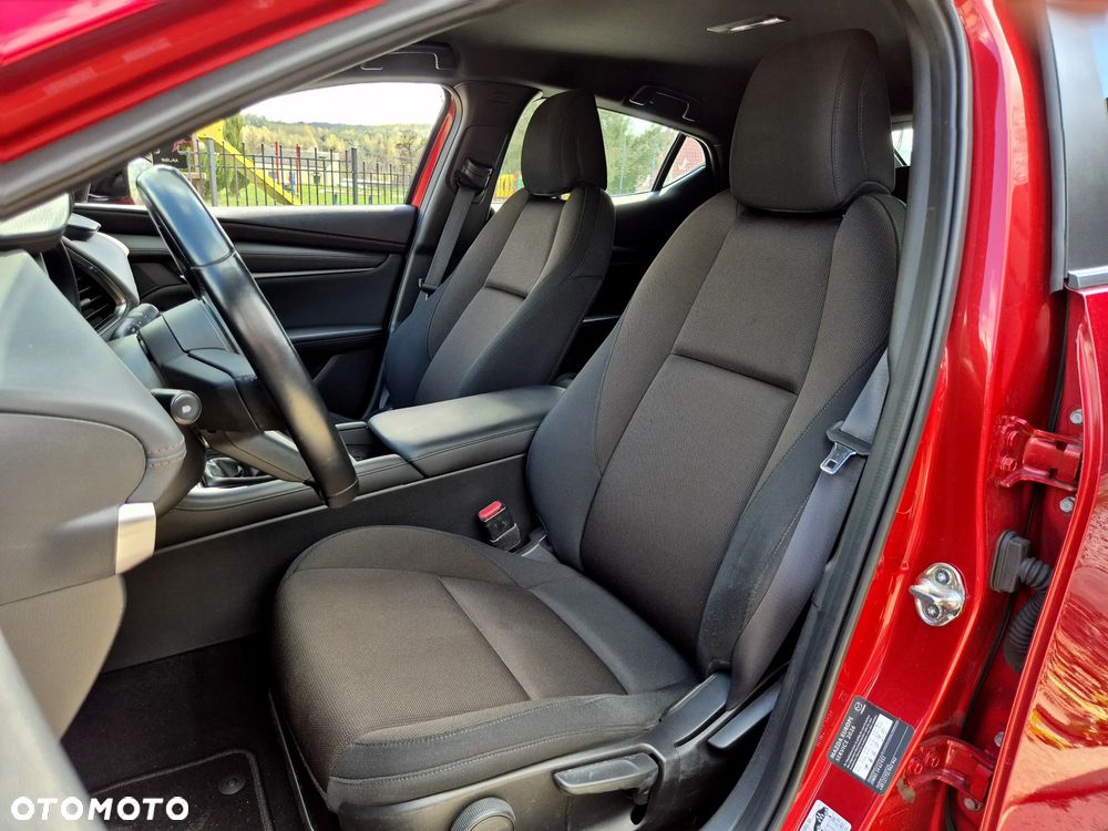 Mazda 3 e-SKYACTIV-G 122 M HYBRID EXCLUSIVE-LINE - 9