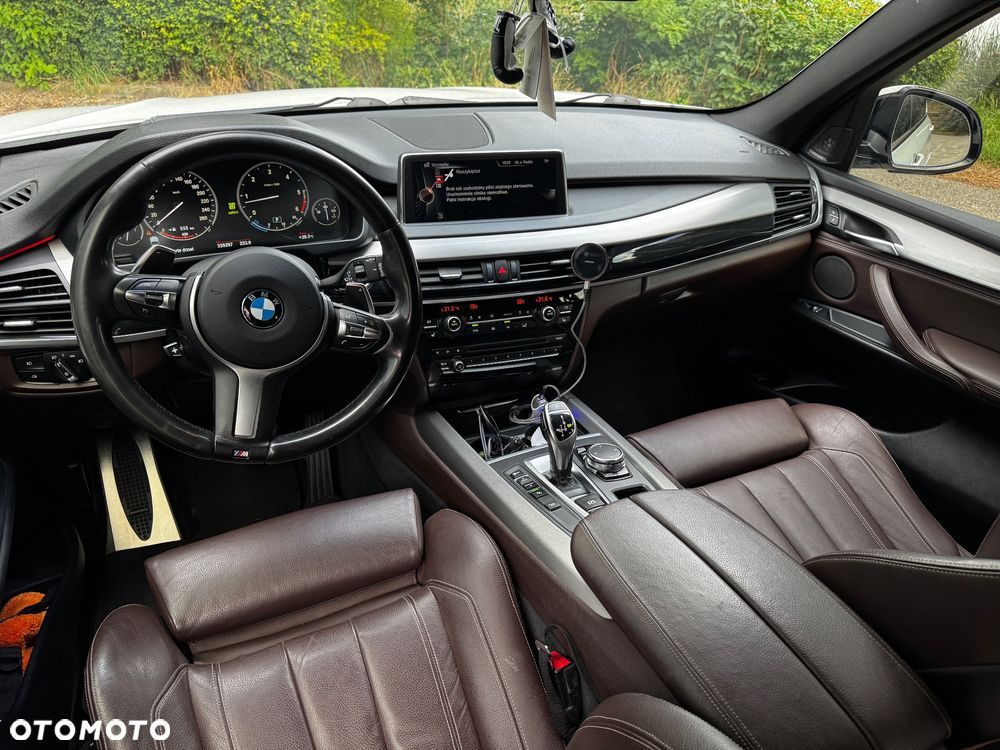 BMW X5 xDrive30d Sport-Aut - 12