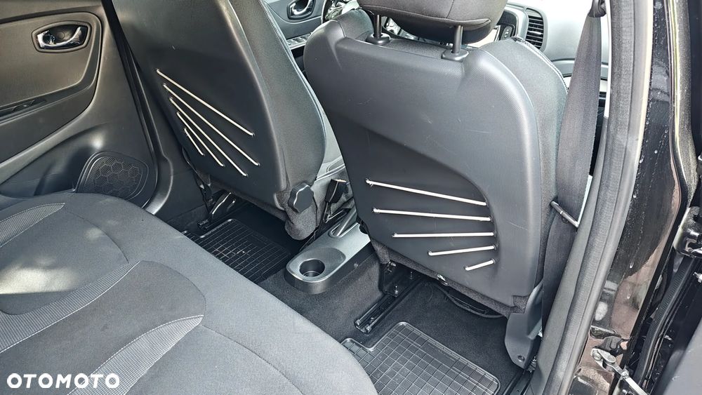 Renault Captur - 13
