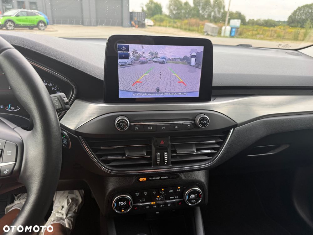 Ford Focus 1.5 EcoBlue STart-Stopp-System TITANIUM X - 26
