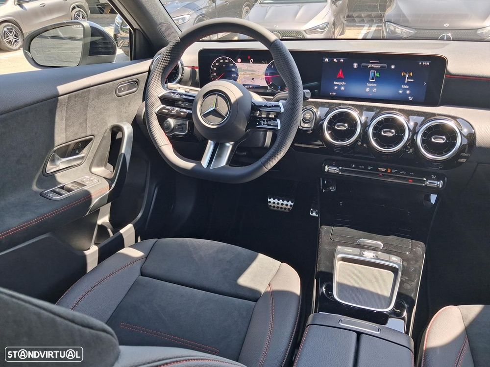 Mercedes-Benz A 180 - 16