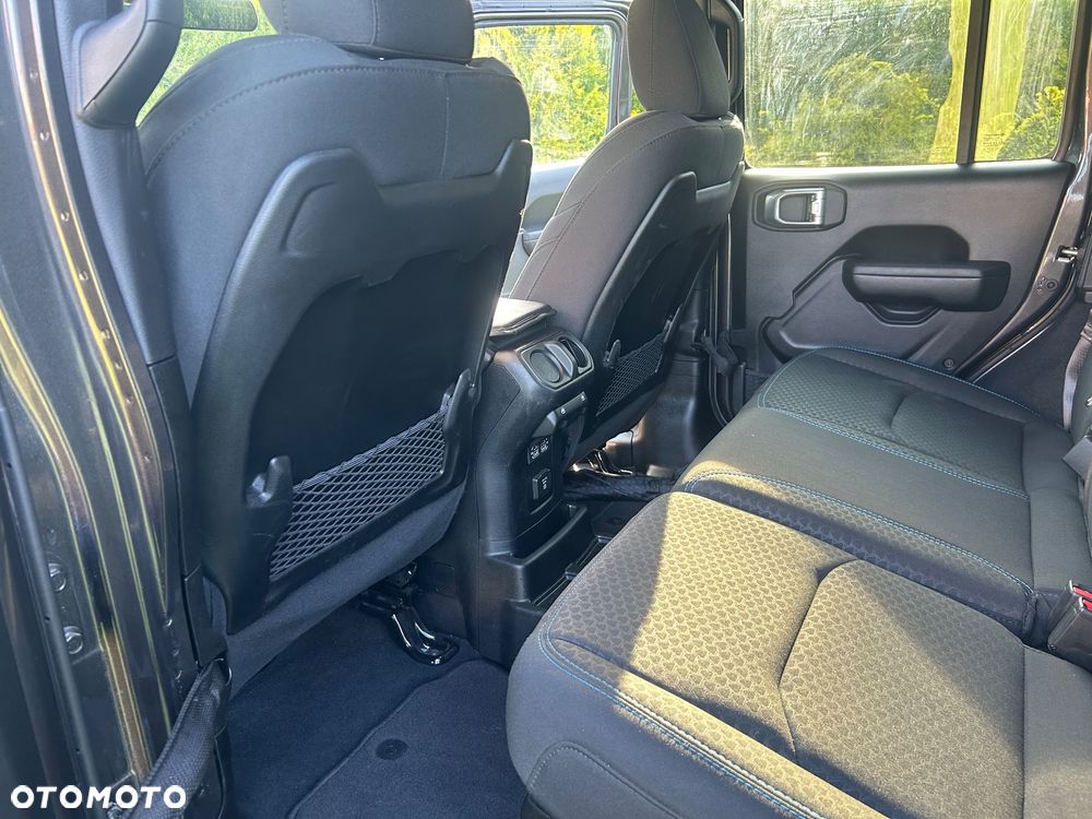 Jeep Wrangler Unlimited 2.0 Turbo PHEV 4xe Rubicon - 37