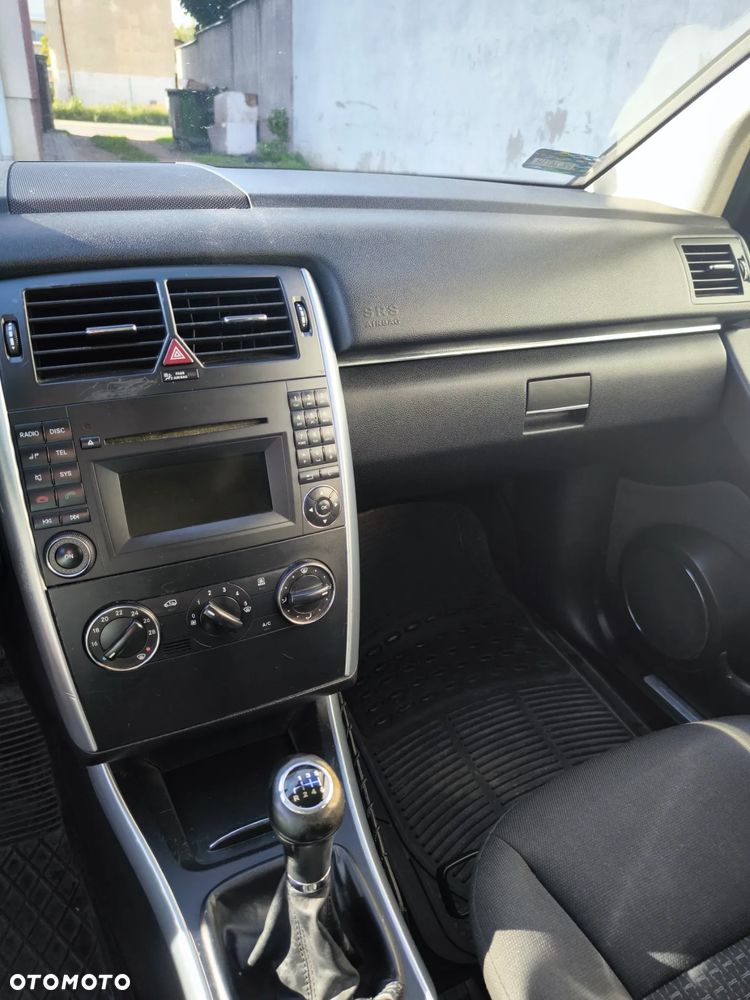 Mercedes-Benz Klasa B 180 CDI - 13