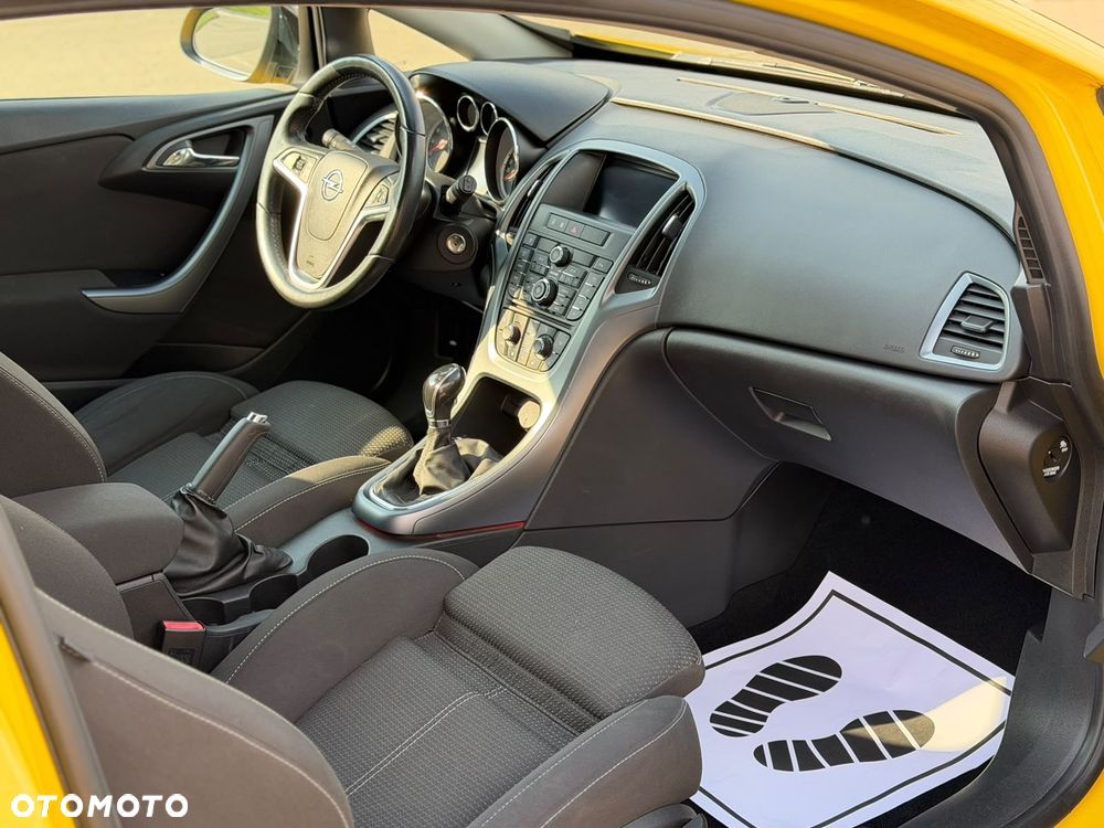 Opel Astra 1.6 T Sport - 11
