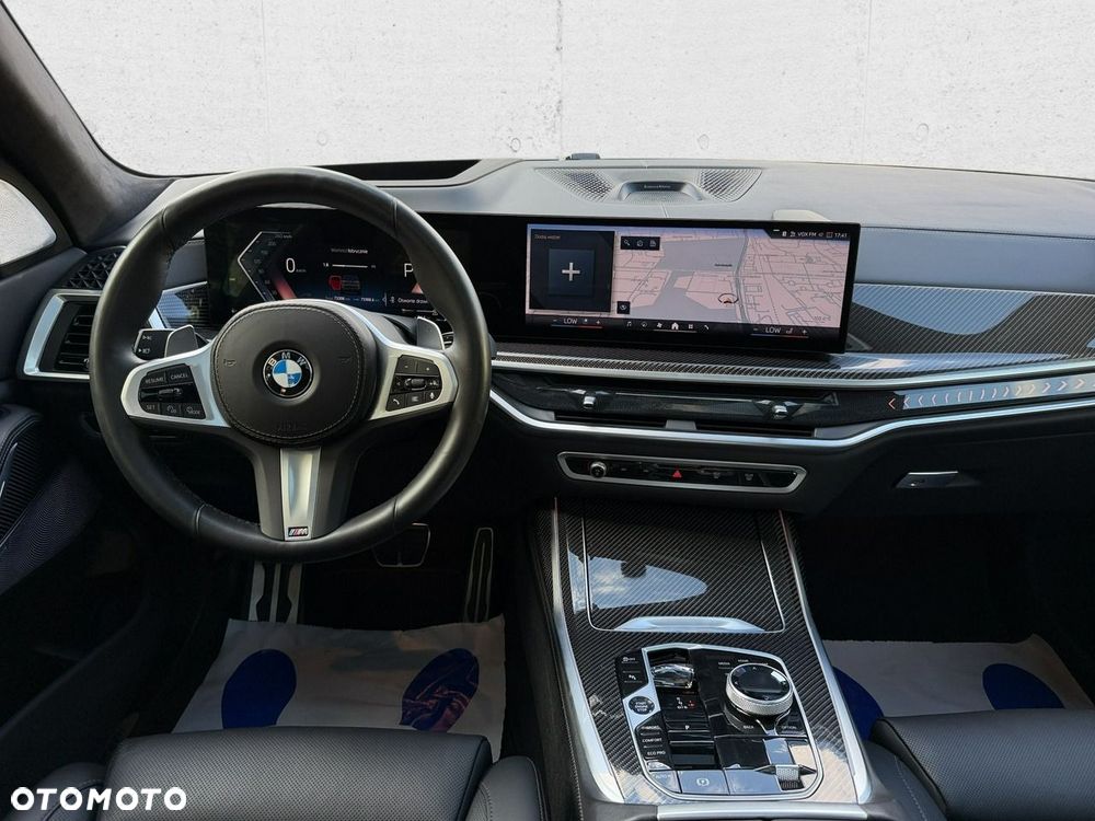BMW X7 2023