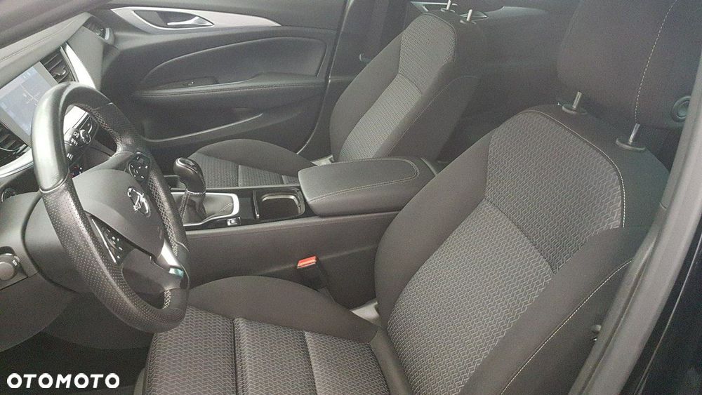 Opel Insignia - 17