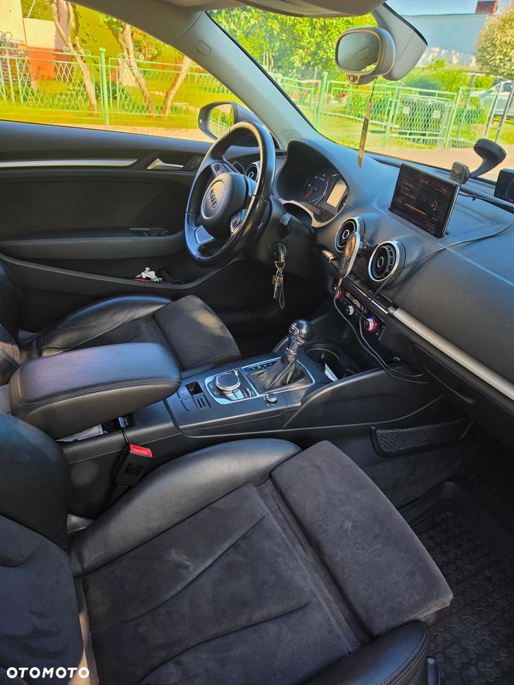 Audi A3 3-drzwiowe 2.0 TDI Ambition S tronic - 18