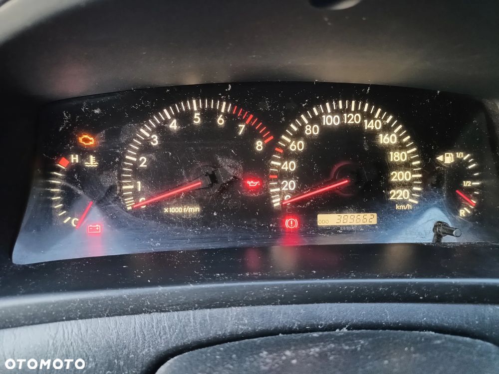 Toyota Corolla Verso - 13