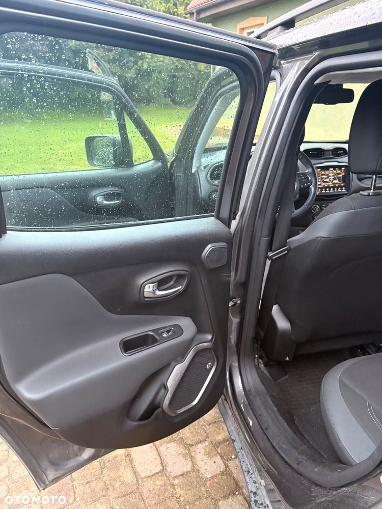 Jeep Renegade 1.3 GSE T4 Turbo Limited FWD S&S - 22