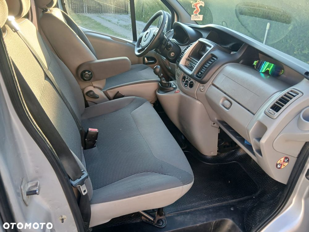 Opel Vivaro L2H1 2.9t - 9