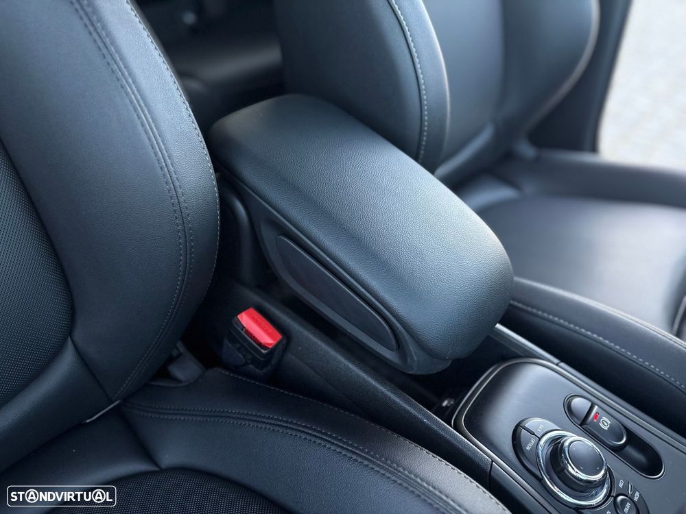 MINI Countryman Cooper SE ALL4 Untamed Edition Auto - 16