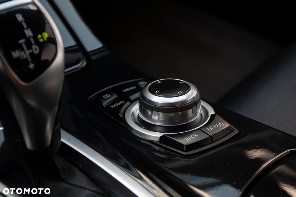 BMW Seria 5 520d - 19