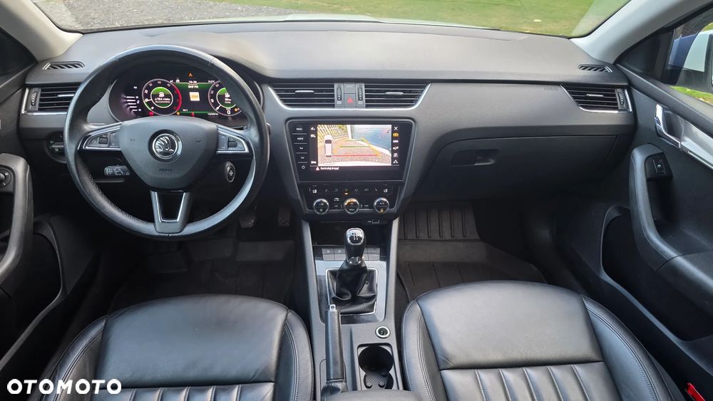 Skoda Octavia 1.6 TDI SCR Business - 10